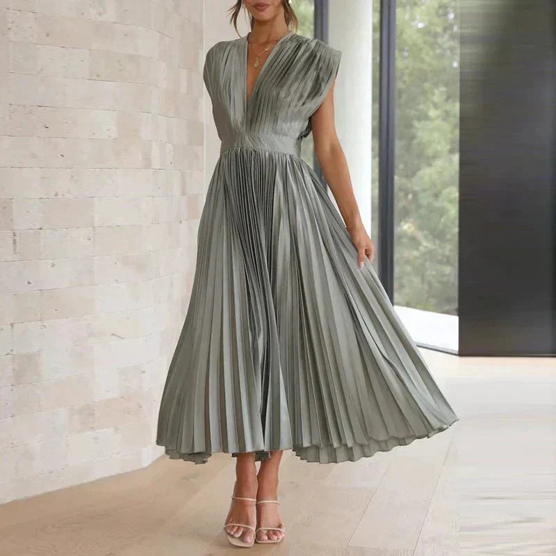 Schwerelos | Elegantes Kleid mit V-Ausschnitt