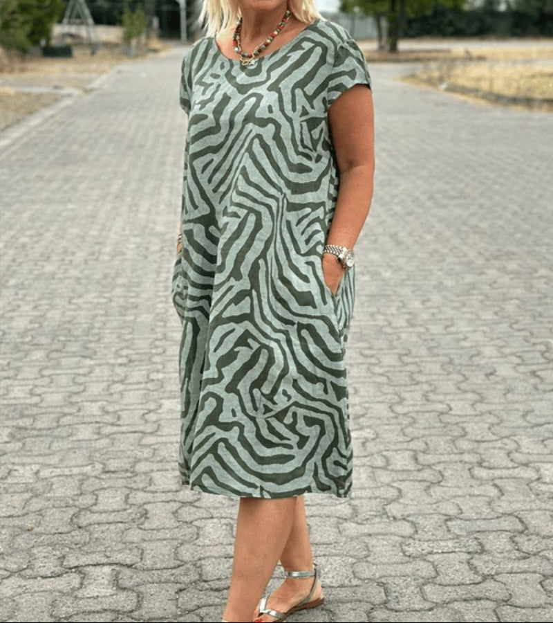 Solinaprint | Kleid mit Rundhalsausschnitt und Wunderschönem, Bauchbedeckendem Print