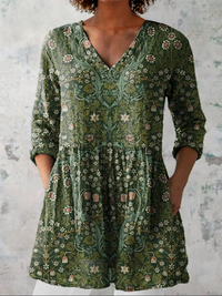 Julie™ | Tunika-Bluse mit Streublümchen auf Oliv