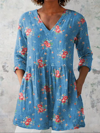 Melanie™ | Tunika-Bluse mit Streublümchen auf Jeansblau