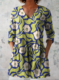 Elodie™ | Tunika-Bluse mit grafischem Muster auf Marineblau