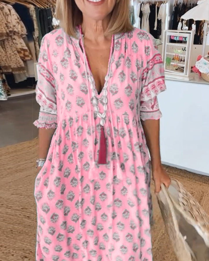 Blütentanz | Schickes Blumenkleid mit V-Ausschnitt
