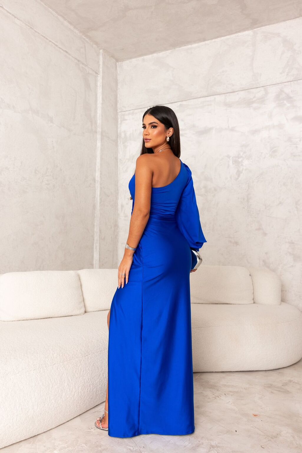 Dorieschlitz | Asymmetrisches Kleid mit langem Schlitz