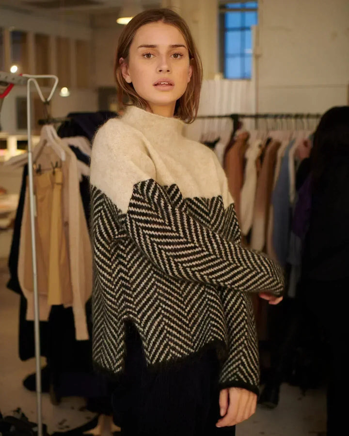 Wollrollkragen | Zeitloser Pullover