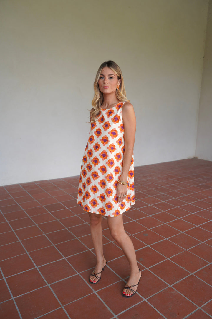 Marguerite Trapez-Kleid mit Retro-Blumenprint – Seitenansicht