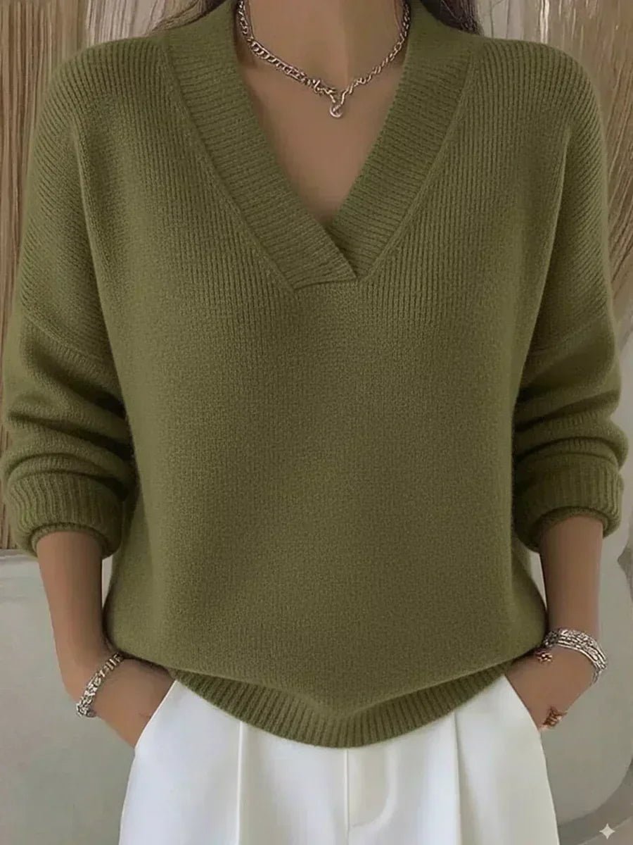 Vivelle Pullover mit tiefem V-Ausschnitt in Grün