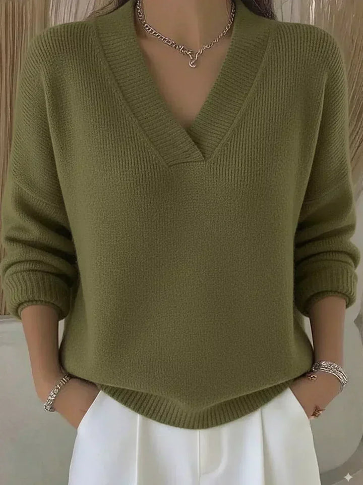 Vivelle Pullover mit tiefem V-Ausschnitt in Grün