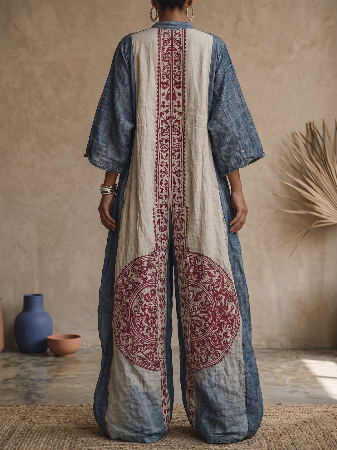 Maria Jumpsuit mit Vintage-Print – getragen im Sommerlook