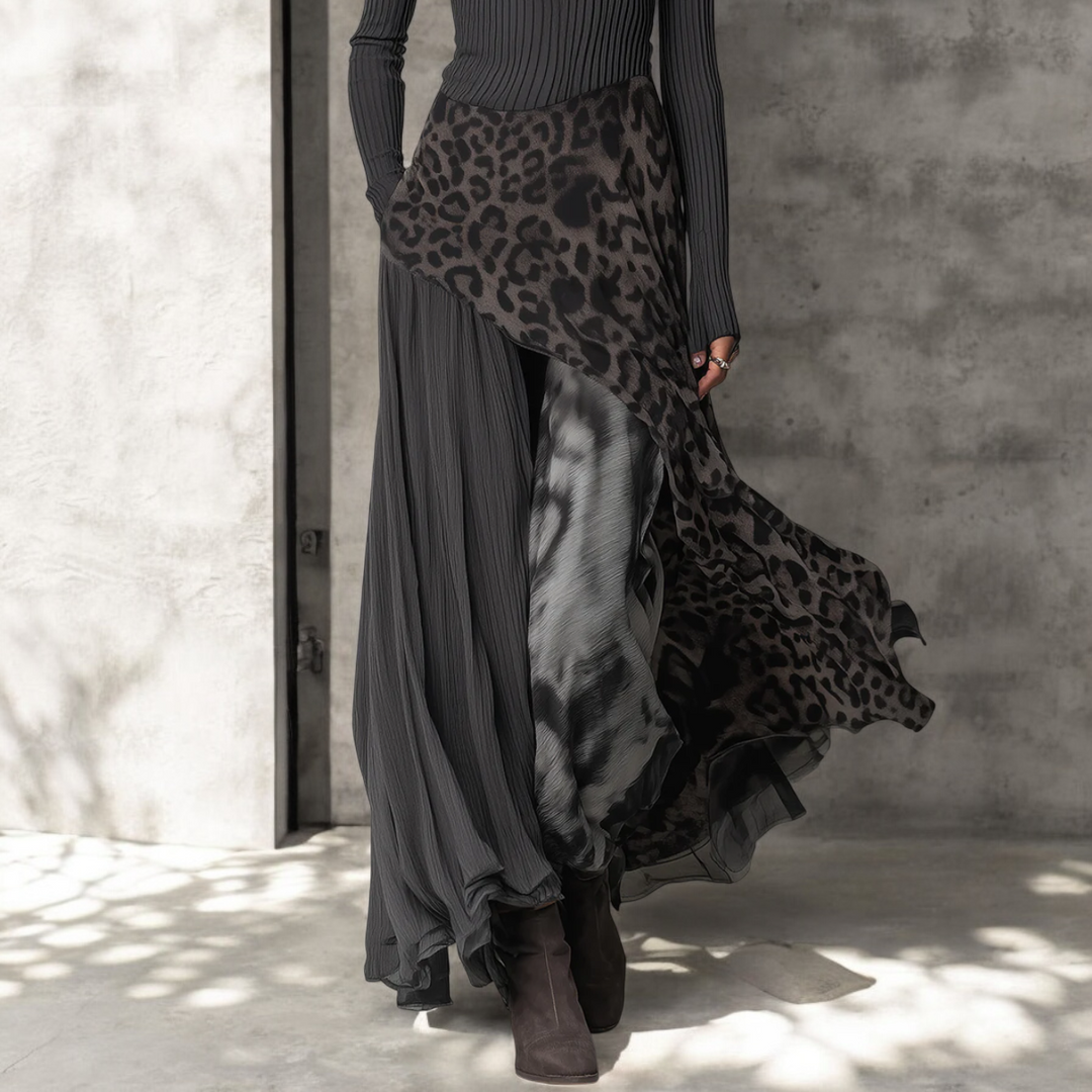 Fenaleo | Langes Kleid mit Leopardenmuster-Akzenten