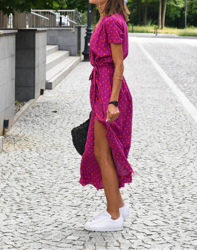 Jorlynform | Elegantes Kleid mit V-Ausschnitt und figurbetonter Passform