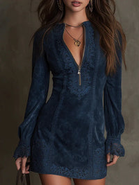 Ginaraffiniert | Kurzes Kleid aus Wildleder mit Spitze – Feminin & Raffiniert