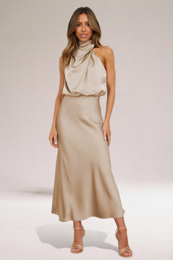 Elara Satin-Abendkleid mit Neckholder in Beige