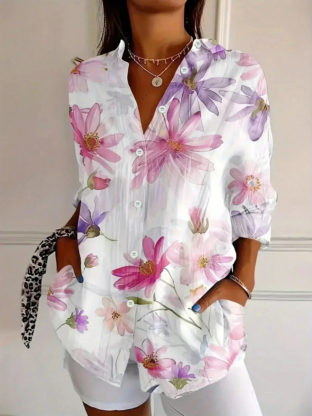 Ashtrid | Bunte Musterbluse