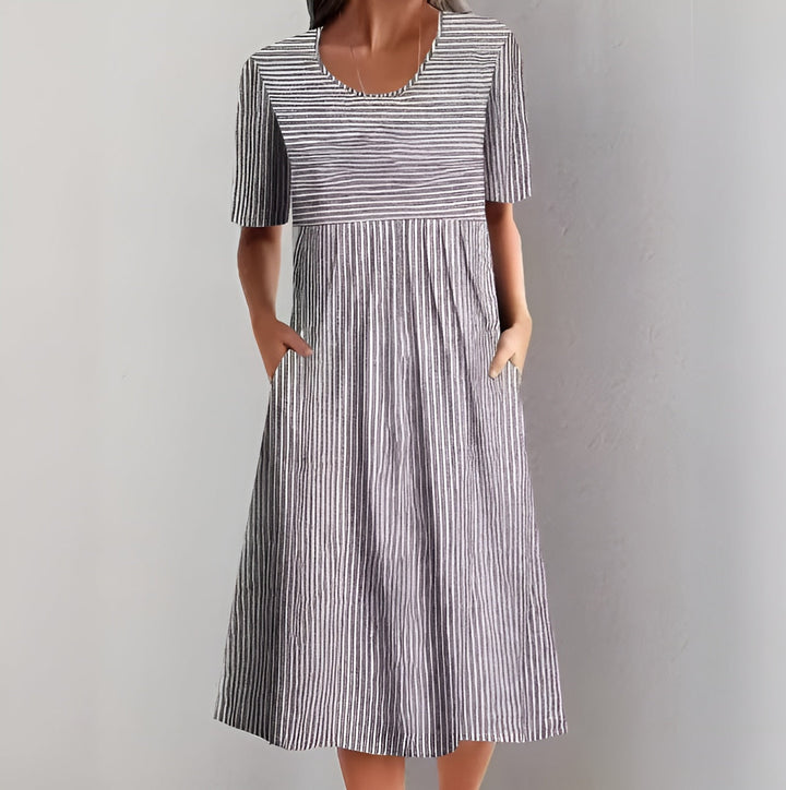 Aquellestreifen | Elegantes Gestreiftes Midikleid mit Meeresinspirierter Note