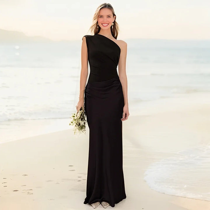 Ambersatin | Ein-Schulter Satin Maxikleid