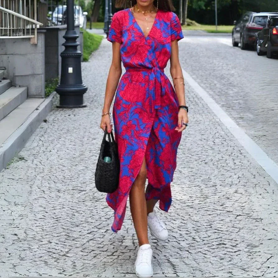 Jorlynform | Elegantes Kleid mit V-Ausschnitt und figurbetonter Passform