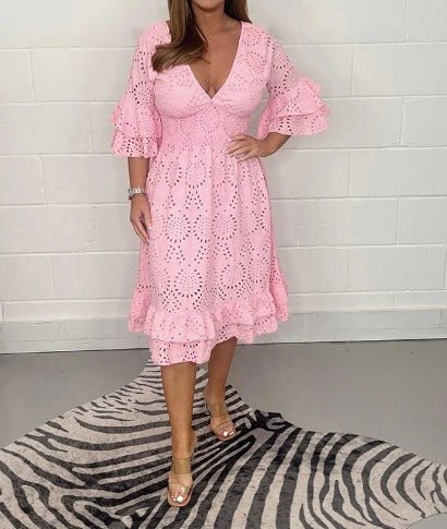 Spitzenflirt | Legeres Kleid mit Spitzendetails