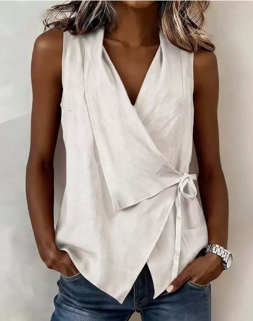 Loretta ärmellose Wickelbluse in Weiß