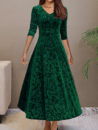 Annysamt | Elegantes Festkleid aus Samt mit V-Ausschnitt