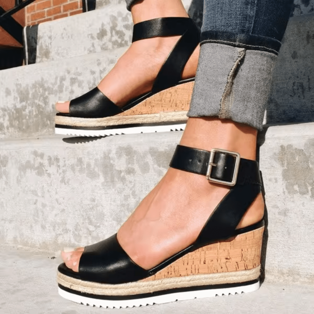 Korkschwung | Stilvolle Keilsandalen