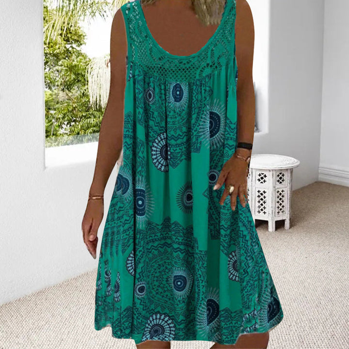 Breeziaspitze | Sommerliches Ärmelloses Kleid mit Print und Spitzendetails für Damen