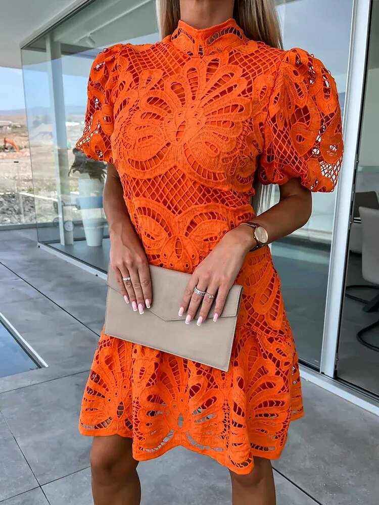 Spitzentraum | Midikleid mit Spitze und Puffärmeln