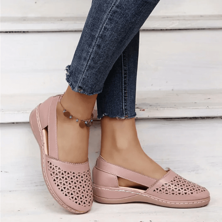 Luftschritt | Perforierte Slip-On-Flats