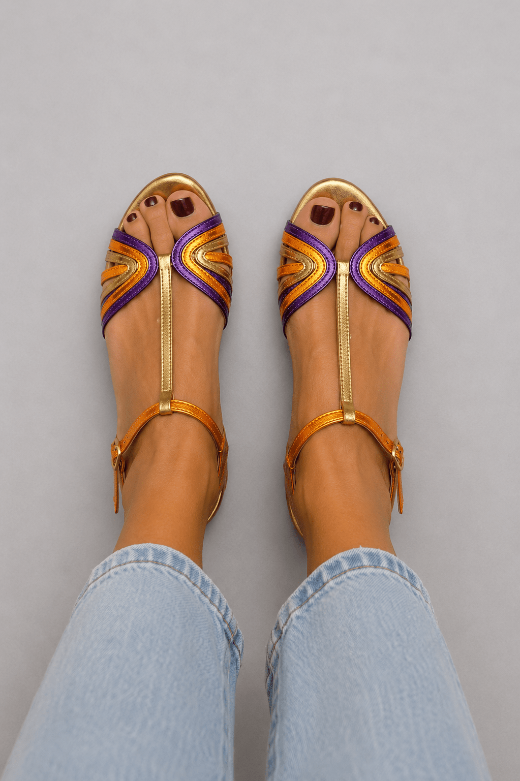 Viviana goldene Sandalen – Vorderansicht