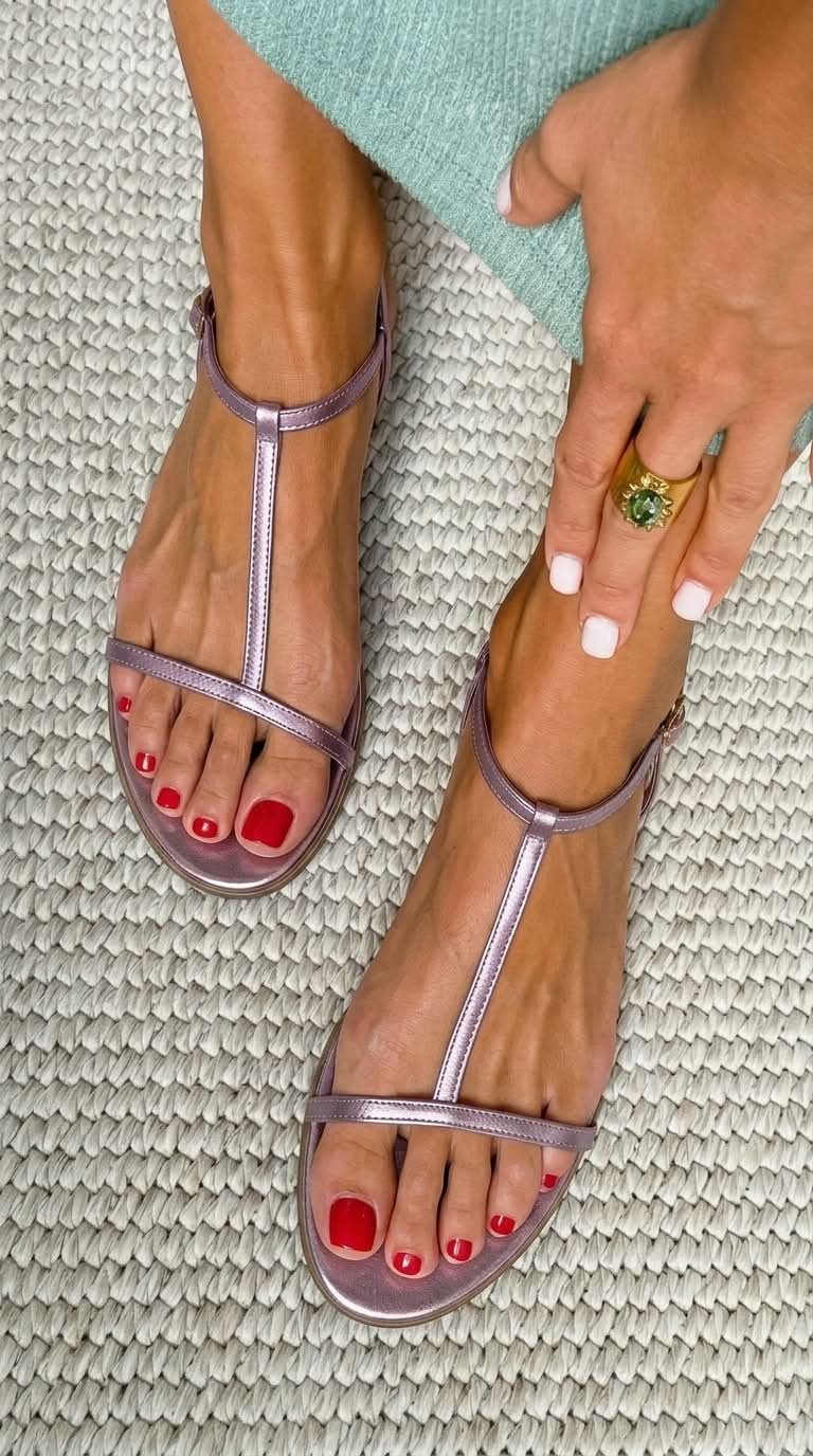 Alba goldene Sommer-Sandalen Farbvariante