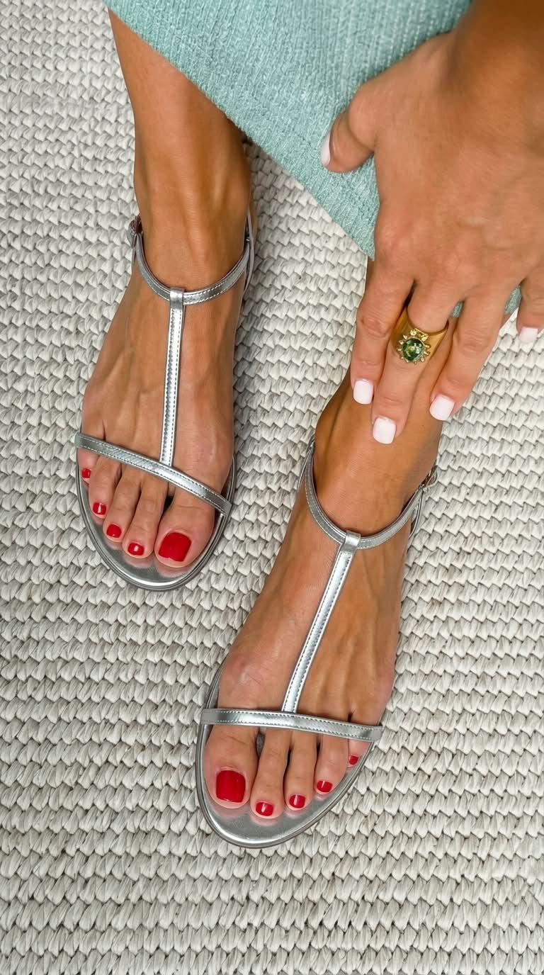 Alba goldene Sommer-Sandalen Farbvariante