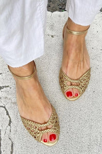 Isadora™ | Goldene Flecht-Sandalen