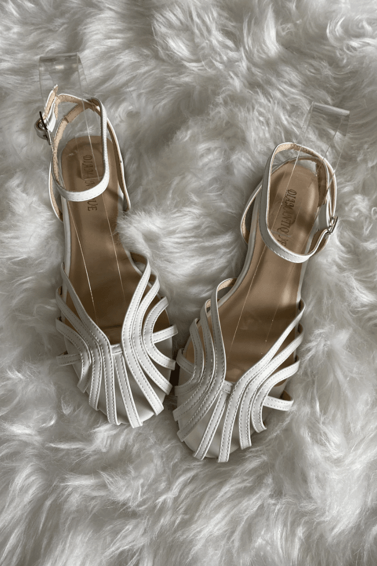 Victoria goldene Sandalen Farbvariante