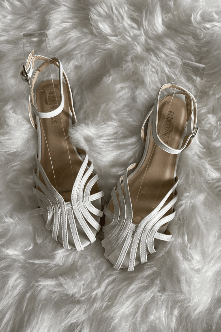 Victoria goldene Sandalen Farbvariante
