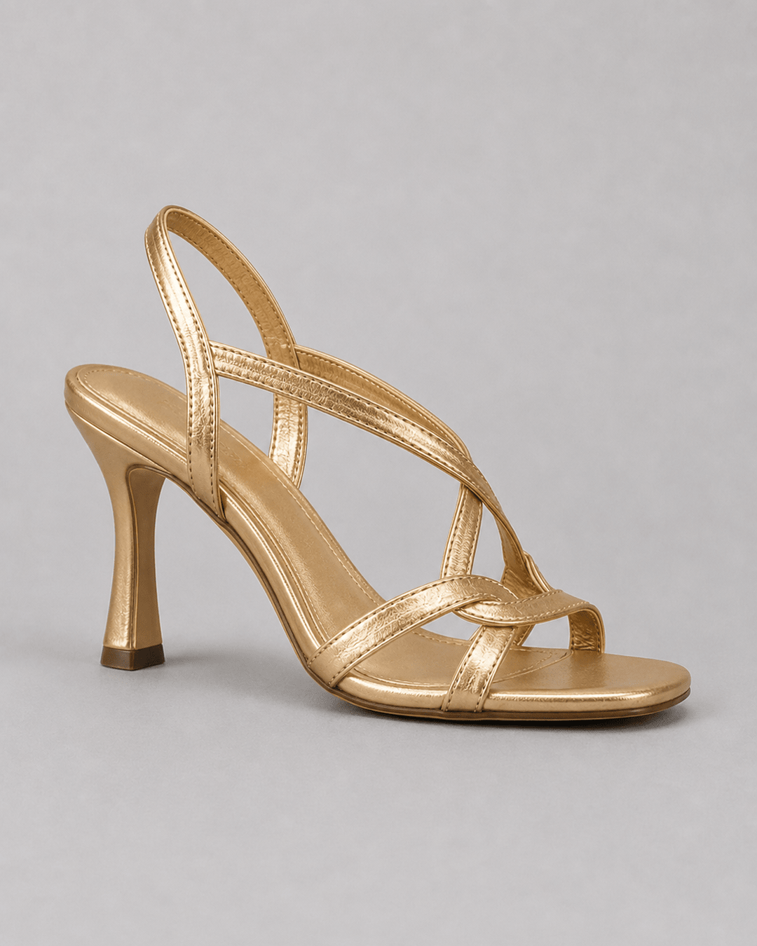 Elisabeth goldene Sandalen – Seitenansicht