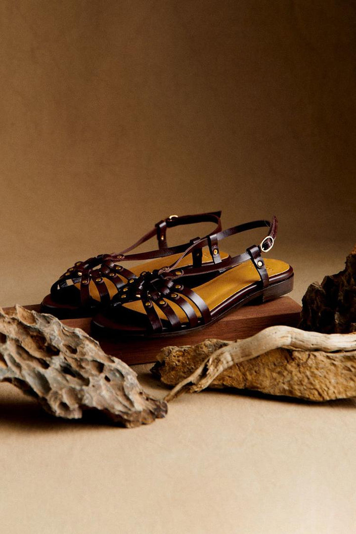 Blanca Sandalen getragen